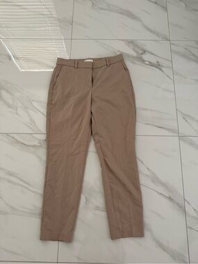 Classic women’s Chino Pants in Light Brown